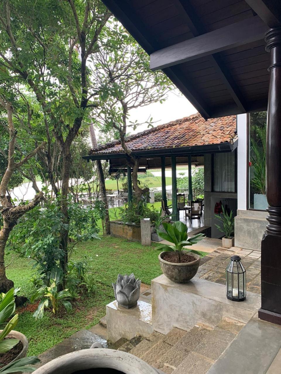 The Postcard Galle Exterior photo