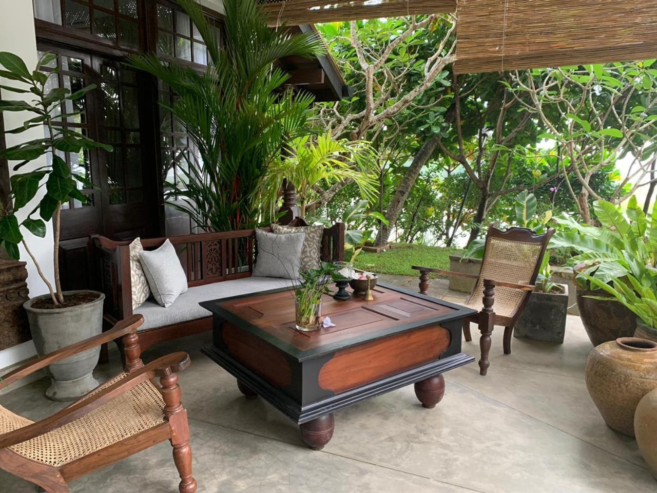 The Postcard Galle Exterior photo